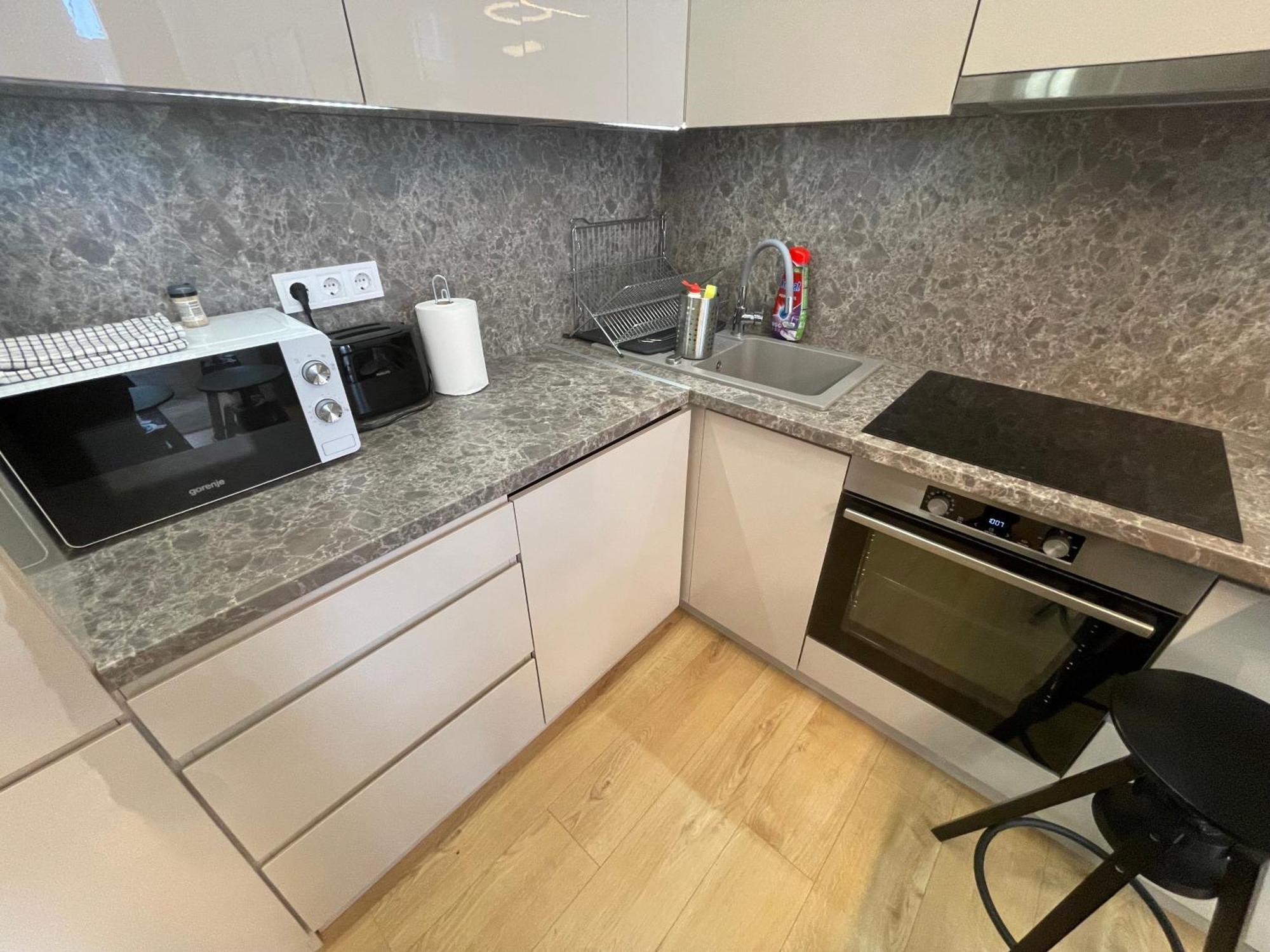 City Center 4! Modern And Cozy 3Br In City Center! Будапеща Екстериор снимка
